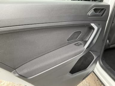 VOLKSWAGEN Tiguan 2019 - Thumbnail 16