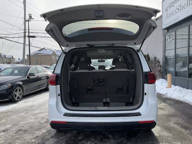 KIA Sedona 2020 - Thumbnail 11