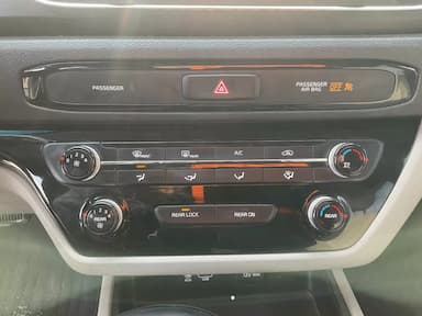 KIA Sedona 2020 - Thumbnail 33