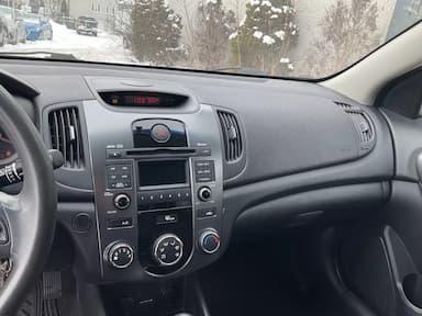 KIA Forte 2013 - Thumbnail 18