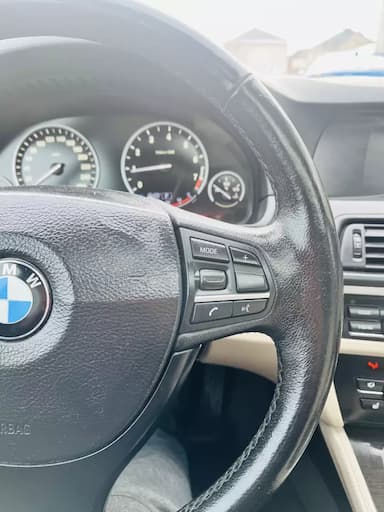 BMW 5-Series 2013 - Thumbnail 26