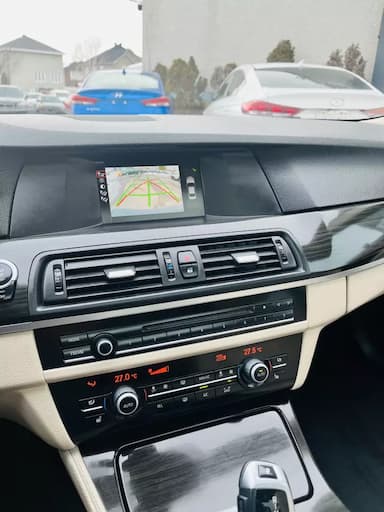 BMW 5-Series 2013 - Thumbnail 25
