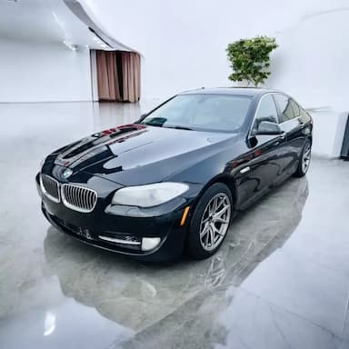 BMW 5-Series 2013 - Thumbnail 1