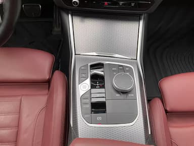 BMW 2-Series 2023 - Thumbnail 15