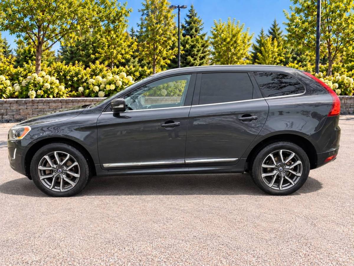 2016 Volvo XC60 NAVI · Cuir · Toit Ouvrant