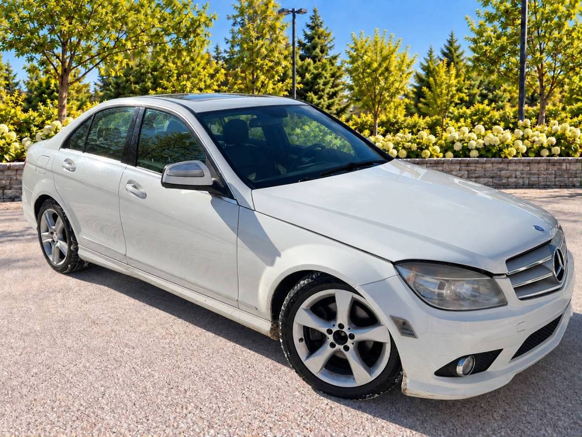 2008 Mercedes-Benz C230 4MATIC · Cuir · Toit Ouvrant