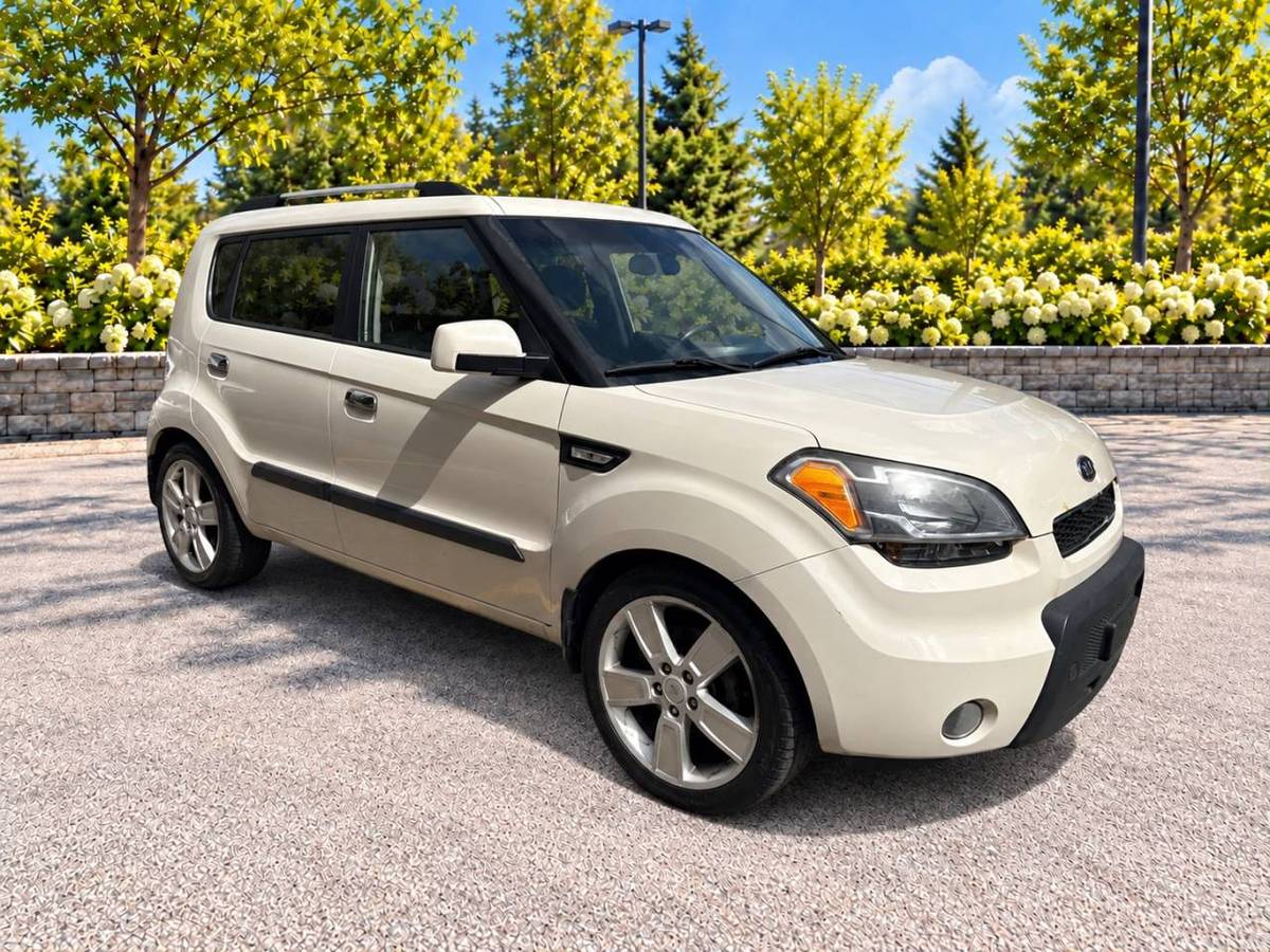 2010 Kia Soul Air Climatisée · Toit Ouvrant · Bluetooth