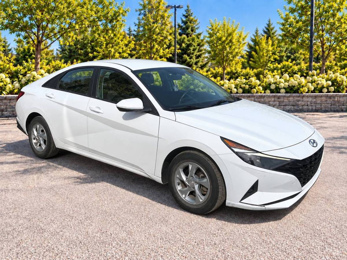 2021 Hyundai Elantra Camera · Air · Mags