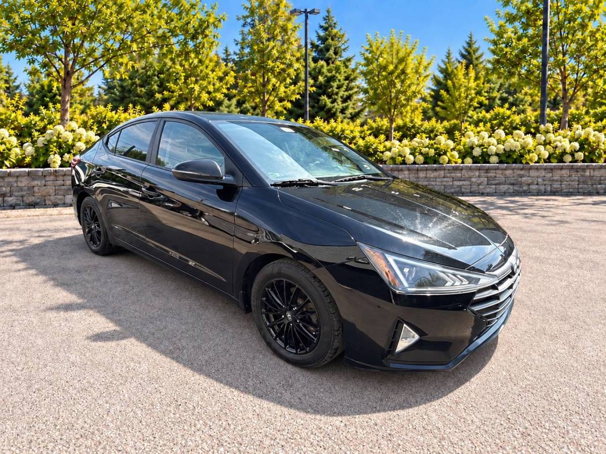 2019 Hyundai Elantra Camera · Mags · Sieges Chauffant