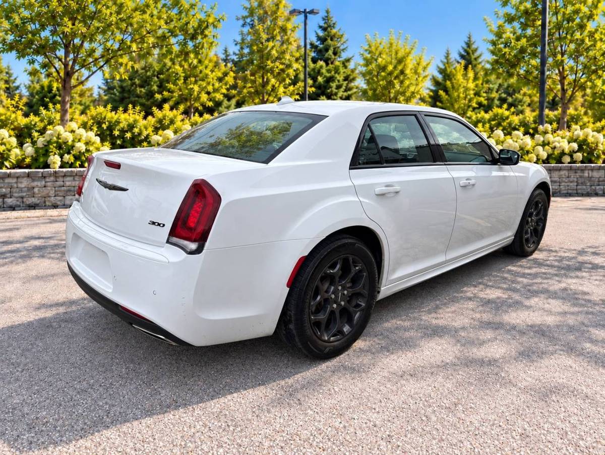 2023 Chrysler 300 AWD · NAVI · Camera