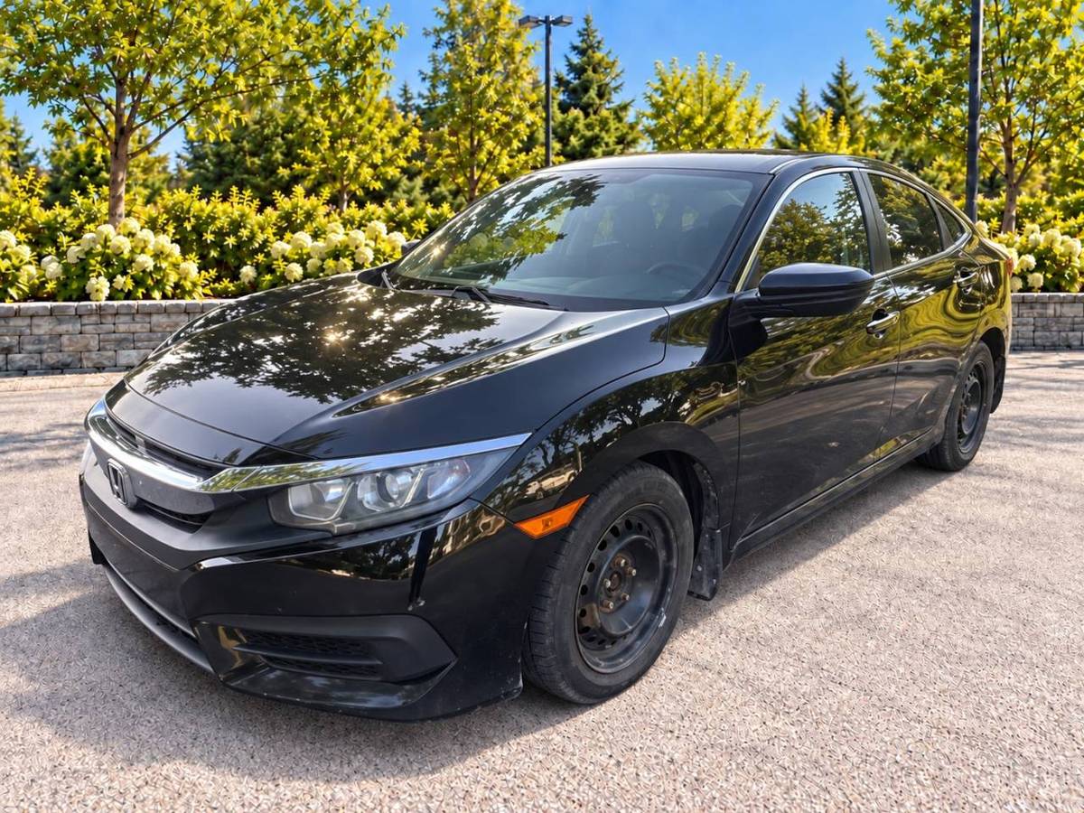 2017 Honda Civic Camera · Air · Bluetooth