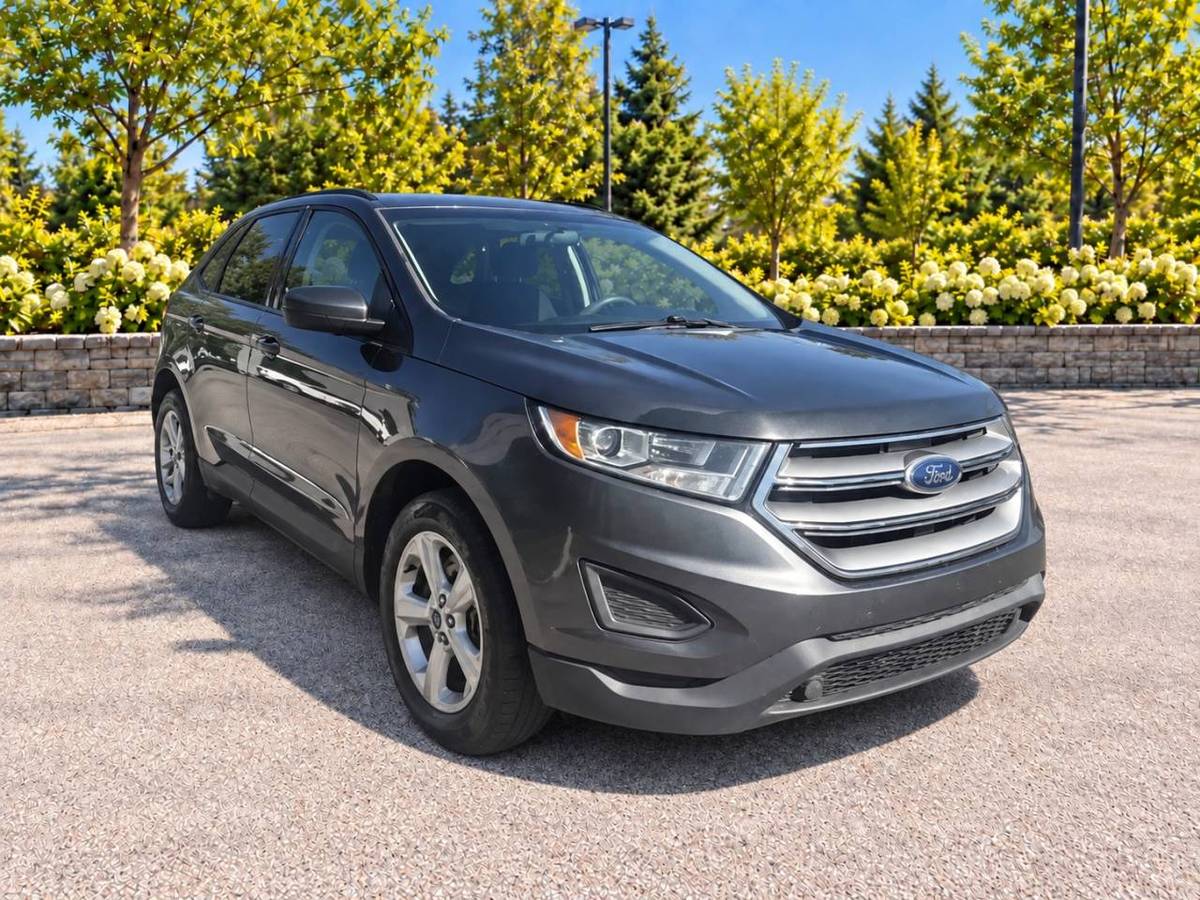 2016 Ford Edge AWD · Camera · Mags