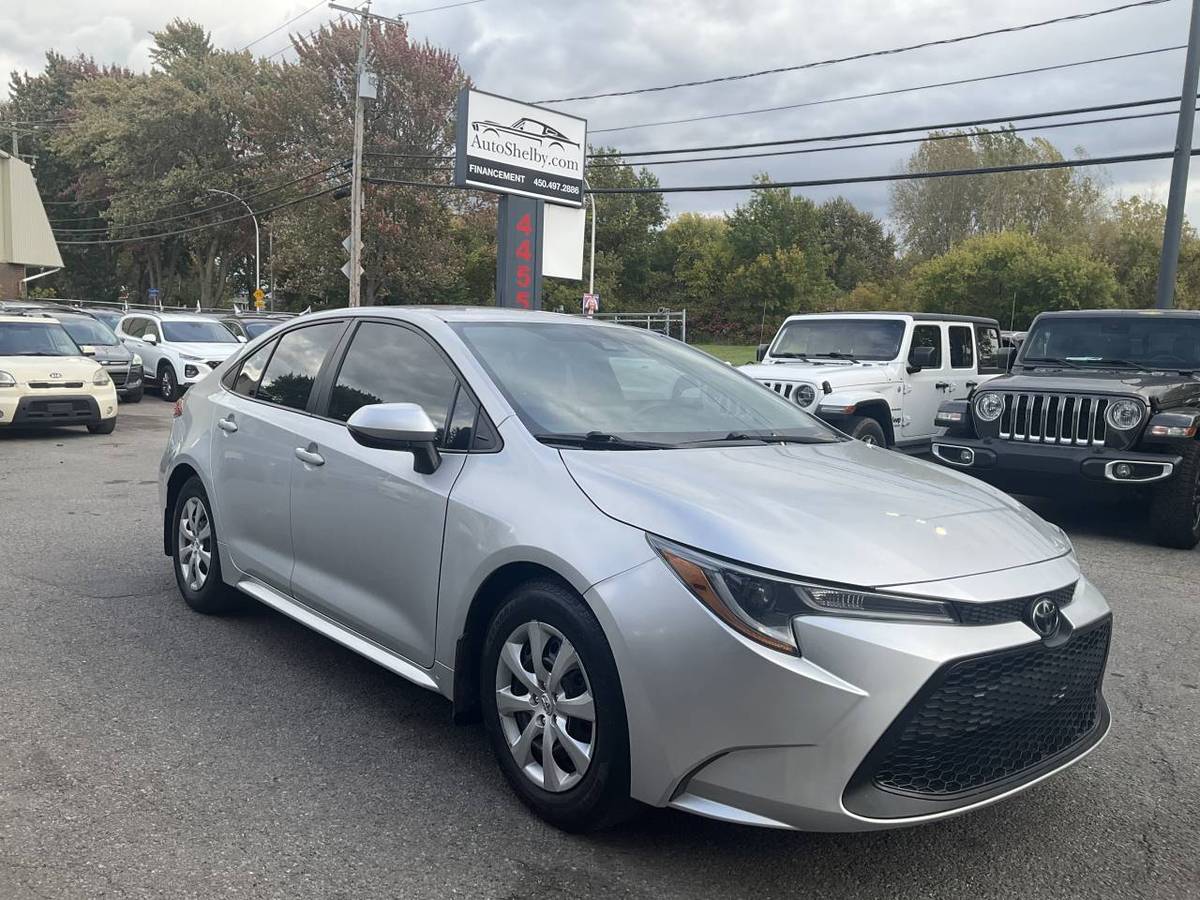 2021 Toyota Corolla Auto · Camera · Air