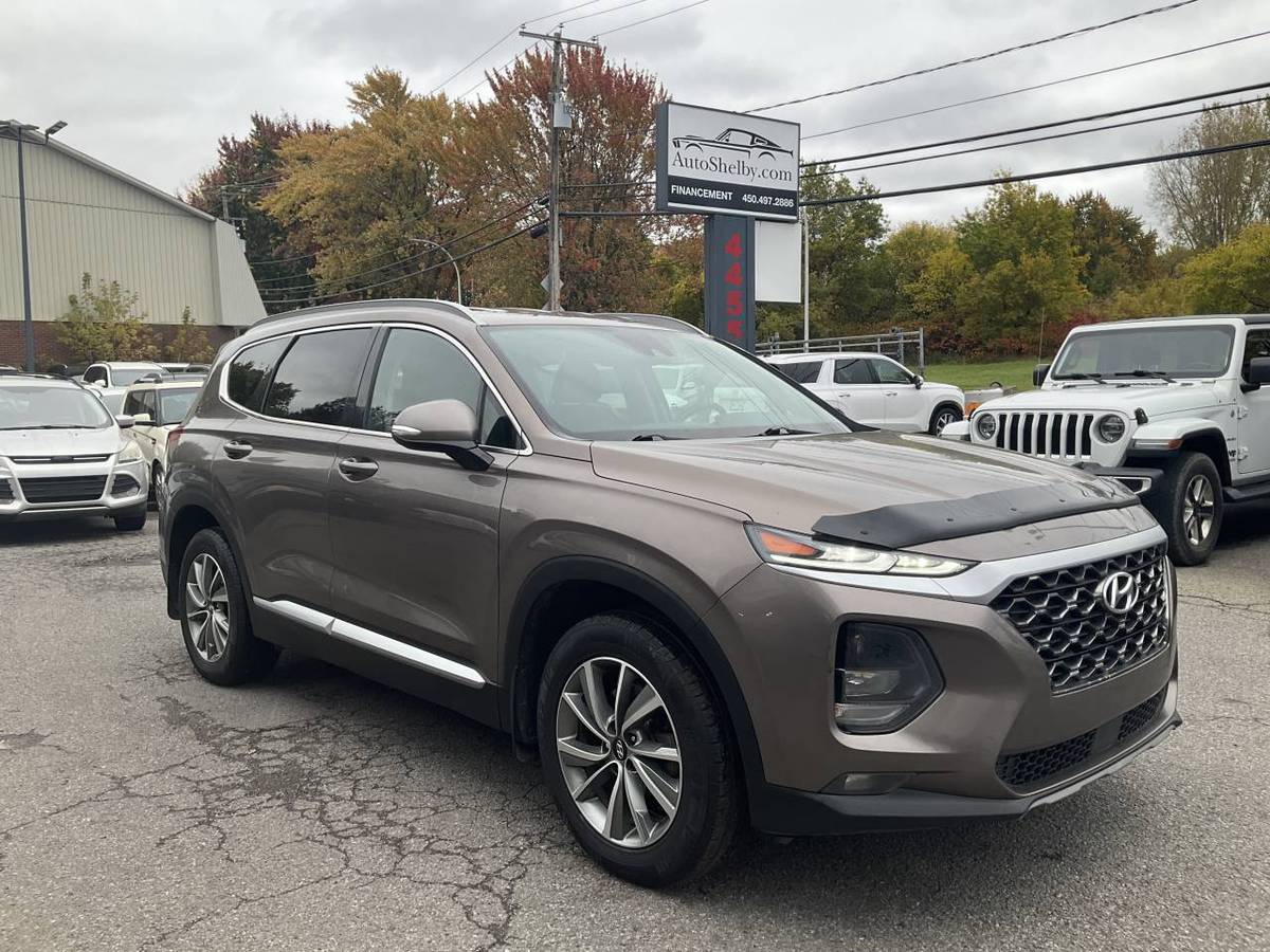 2020 Hyundai Santa Fe AWD · Camera · Lane Assist