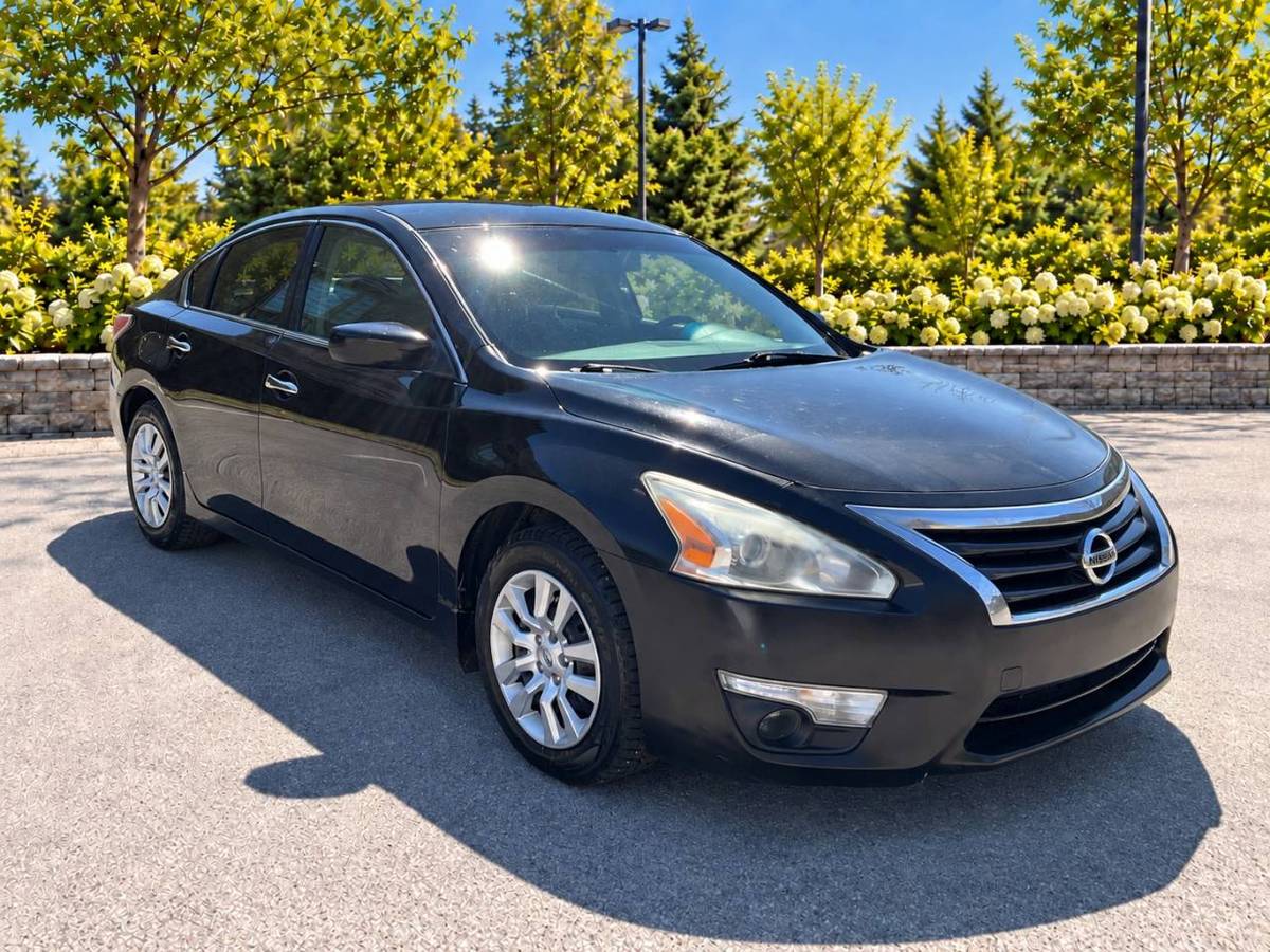 2014 Nissan Altima Camera · Air Climatisée · Bluetooth